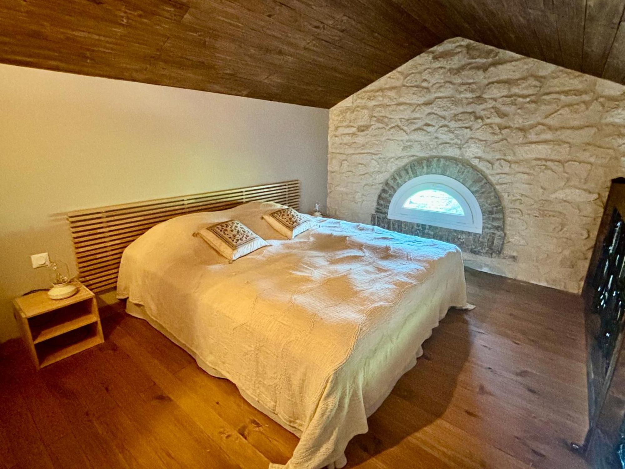 La Cave De Grand Cabane Fourques  Bagian luar foto