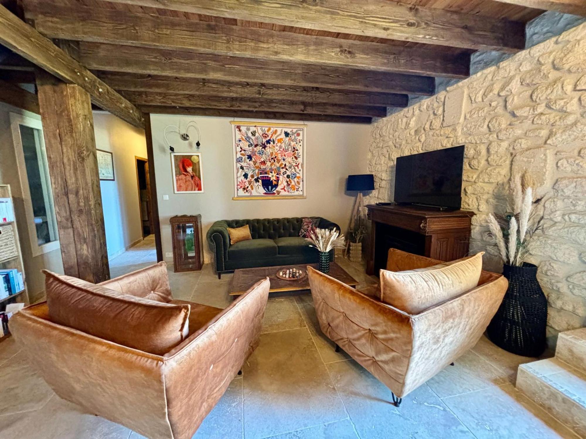 La Cave De Grand Cabane Fourques  Bagian luar foto